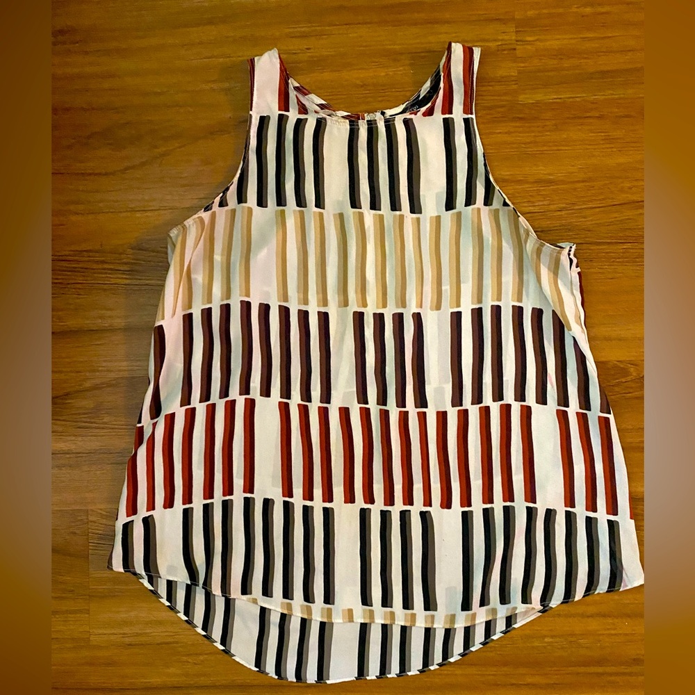 Apt 9 zip up back loose dressy top size large